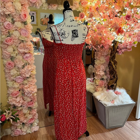 Dress - Picture 3 of 7